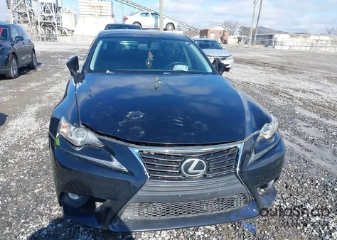 2016 Lexus Is 200T из США, поврежденный, VIN JTHBA1D24G5008024